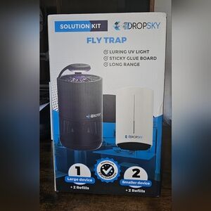 Black and White Fly Trap Solution Kit